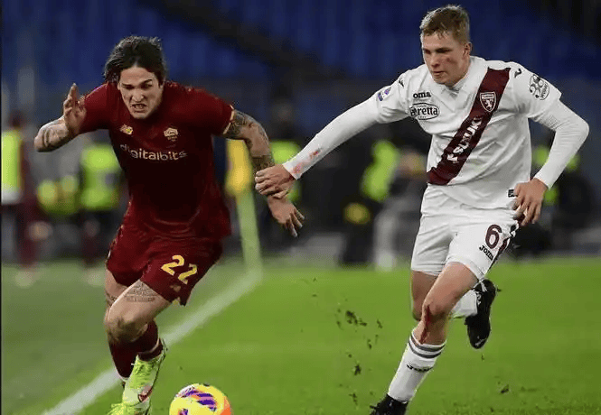 周二凌晨意甲焦点战：拉齐奥主场迎战科莫，蓝鹰能否展翅高飞？